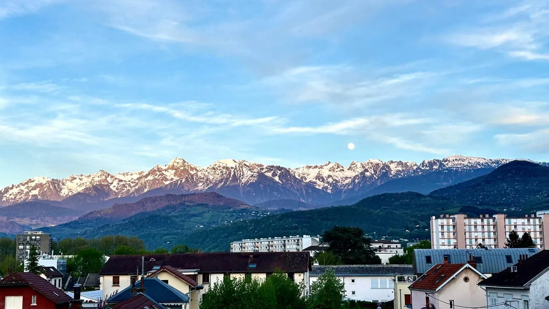 Le Coeur Des Alpes Apartment Grenoble France
